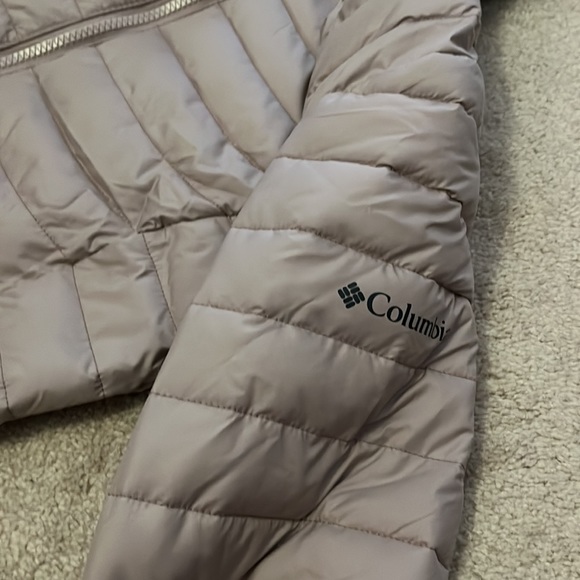 Columbia Jacket - Picture 9 of 14